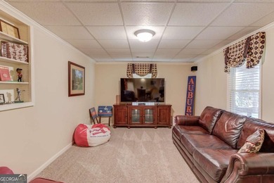 Welcome to this beautifully maintained Frank Betz designed ranch - photo 44