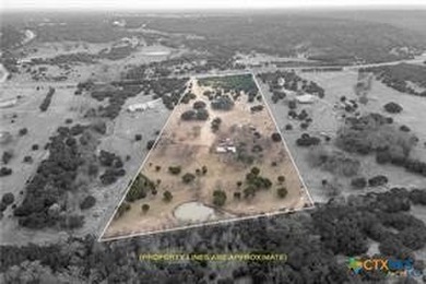 Stillhouse Hollow Lake Acreage For Sale in Salado Texas