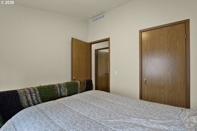 Welcome to the gated Coast Village community! This 3 bedroom, 1 - photo 11