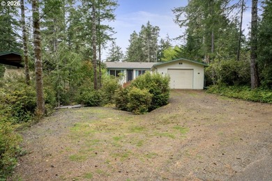 Welcome to the gated Coast Village community! This 3 bedroom, 1 - photo 17