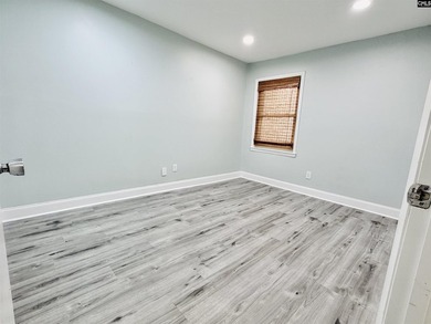 Luxury-style townhouse nestled in the gated Lands End community - photo 27