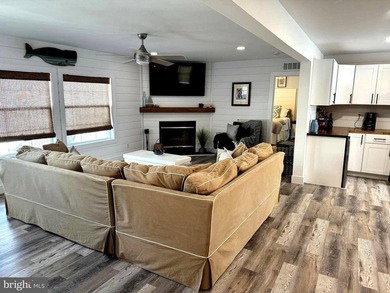 Experience the ultimate in waterfront living with this - photo 8