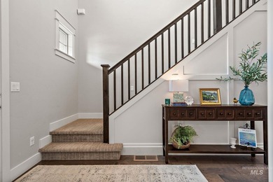 Best Value in coveted Spurwing Heights! This exquisite home - photo 2