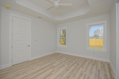 Step into this semi-custom home beautifully designed with plenty - photo 28
