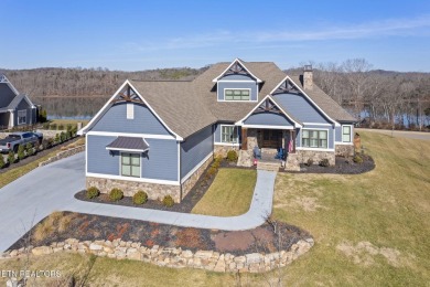 Lake Home For Sale in Loudon, Tennessee