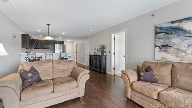 Turnkey lakefront condo at the 19 MM of the Osage Arm in Harbour - photo 4
