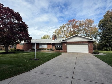 Lake Erie Home Sale Pending in Erie Pennsylvania