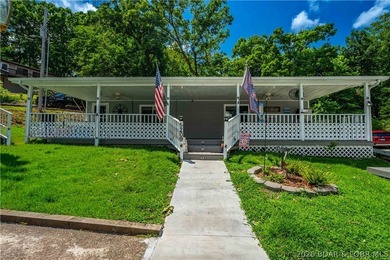 Perfectly located in the heart of Osage Beach, this beautifully - photo 2