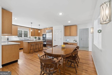 Looking for that traditional home with lots of space on the golf - photo 13