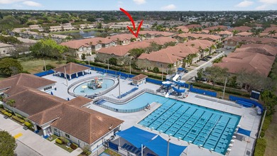 Welcome home to Paradise! Beautifully appointed 3 bedroom, 2 - photo 13