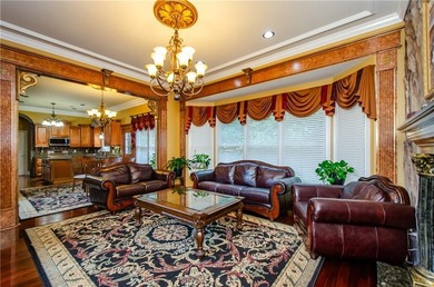 Welcome to this stunning four bedroom, three-and-a-half bath - photo 14