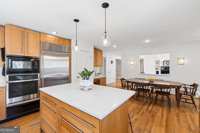 Looking for that traditional home with lots of space on the golf - photo 15