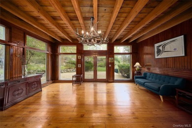 Historic 1890 carriage house set back on a corner lot with lush - photo 15