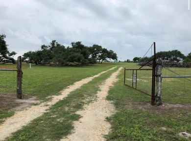 This stunning waterfront acreage (52) in Lamar is a - photo 16