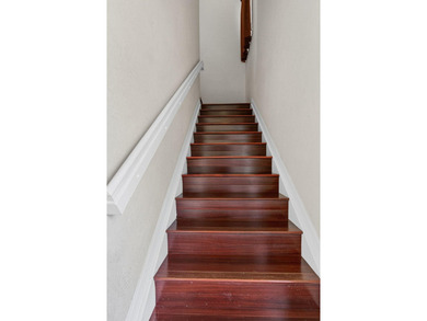 Welcome home to Paradise! Beautifully appointed 3 bedroom, 2 - photo 17