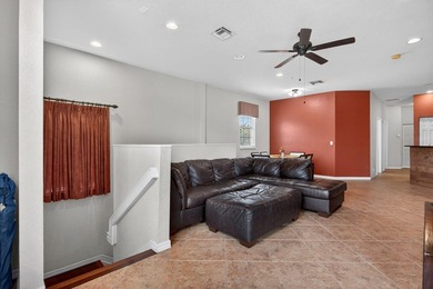 Welcome home to Paradise! Beautifully appointed 3 bedroom, 2 - photo 19