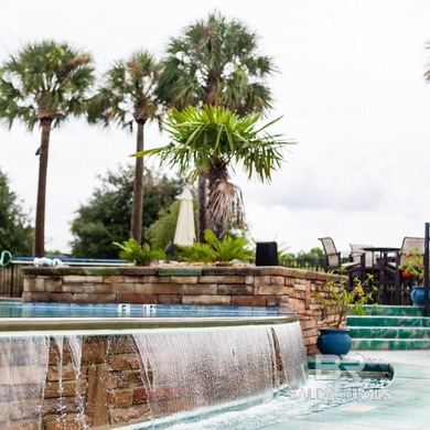 Luxury Class A (15 years or newer & 32' or greater in length) - photo 21