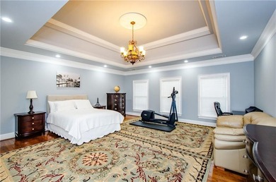 Welcome to this stunning four bedroom, three-and-a-half bath - photo 27