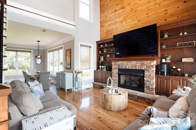 Luxury Lakefront Retreat with Strong Short-Term Rental - photo 10