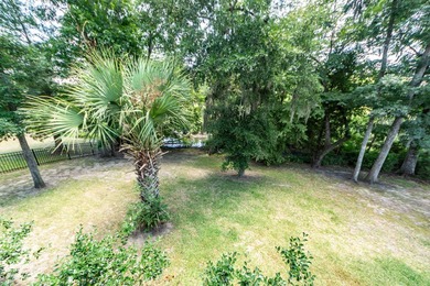 The Refuge is a quiet, secluded, upscale neighborhood that is - photo 30