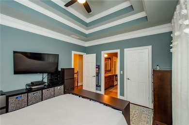 Welcome to this stunning four bedroom, three-and-a-half bath - photo 30