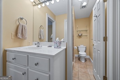 LAKE HARTWELL AT ITS FINEST!! DESIRABLE CAPRI POINT COMMUNITY - photo 34