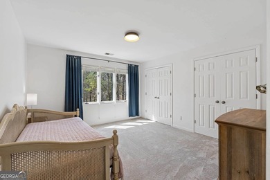 Looking for that traditional home with lots of space on the golf - photo 35