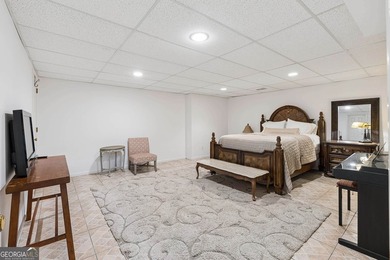 Looking for that traditional home with lots of space on the golf - photo 40