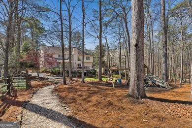 Looking for that traditional home with lots of space on the golf - photo 45