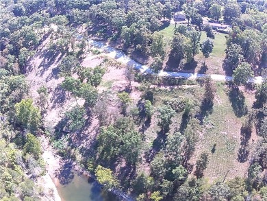 New lakeside community with large waterfront and lake view lots - photo 3