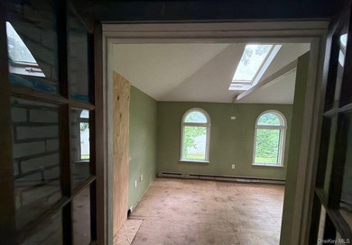 Tudor Style Home. This Home Features 4 Bedrooms, 3 Full Baths - photo 20