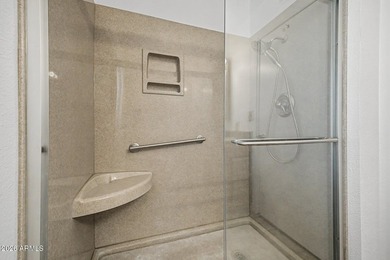 Welcome to this charming cul-de-sac home in the sought-after Sun - photo 21