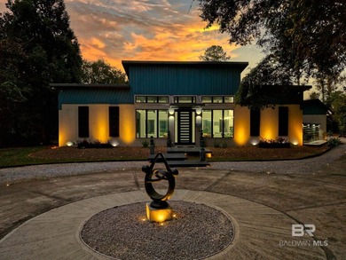 Discover unparalleled luxury in this stunning 6-bedroom, 6 - photo 1