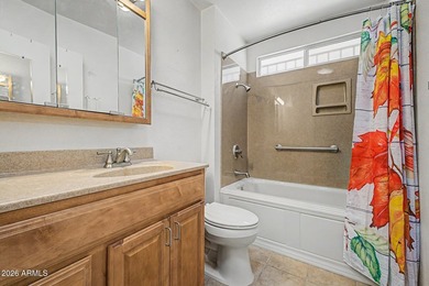 Welcome to this charming cul-de-sac home in the sought-after Sun - photo 26