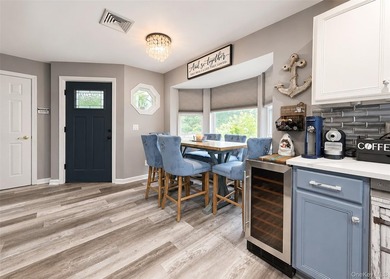 Move right into this beautifully maintained home in North - photo 6