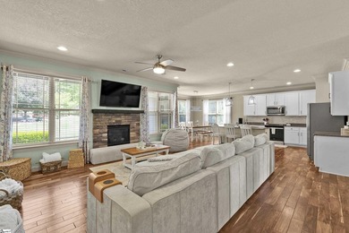 Welcome home to 225 Bayswater, a beautifully appointed residence - photo 3