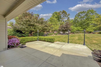Welcome home to 225 Bayswater, a beautifully appointed residence - photo 5