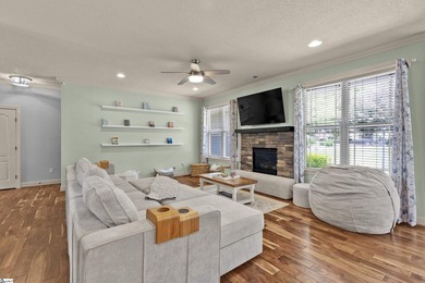 Welcome home to 225 Bayswater, a beautifully appointed residence - photo 7