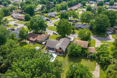 Welcome to this spacious home in a desirable east Fort Smith - photo 28