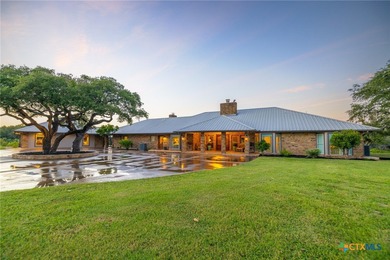 Welcome to Blanco Valley Lodge! Located minutes from Blanco - photo 4