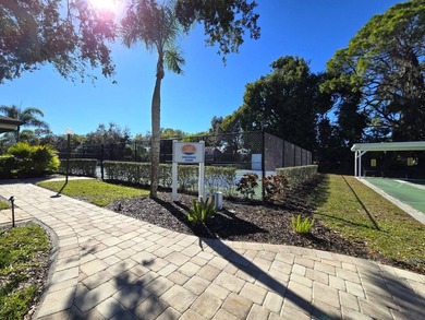This beautiful and modern 1,144 sq. ft. home offers an open - photo 45