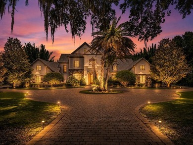One or more images have been virtually staged. Experience luxury - photo 3