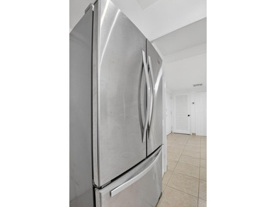 Renovated 2 Bed, 2 Bath Condo in the Heart of Downtown Boca