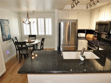 Welcome to this beautifully maintained, move-in-ready townhome - photo 10