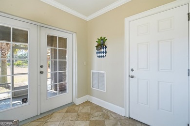 Welcome to 114 Riverfront Circle-an exceptional, fully furnished - photo 7