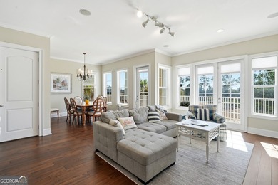 Welcome to 114 Riverfront Circle-an exceptional, fully furnished - photo 10