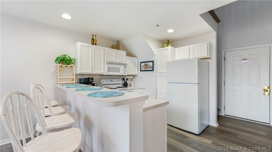 UPDATED & MOVE-IN READY! Live the Lake Life You've Always - photo 7