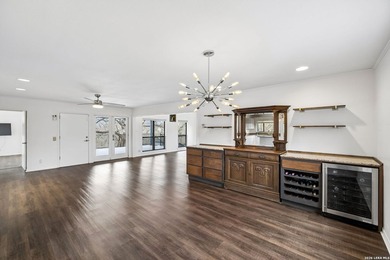 Set along the shoreline of Meadow Lake, this waterfront property - photo 15