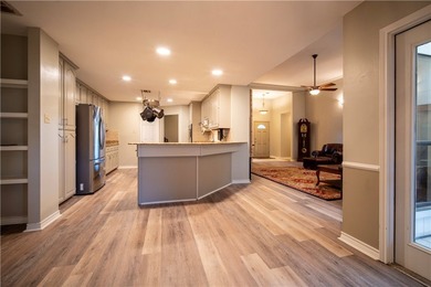 Perfectly situated in NorthShore Country Club, 308 Sea Gate - photo 16
