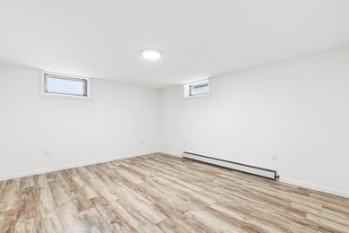 Enjoy the ease of single-level living in this well maintained - photo 37